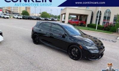 2025 Volkswagen Golf R Black Edition