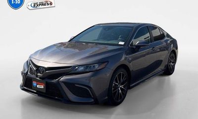 2024 Toyota Camry SE