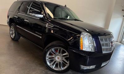 2014 Cadillac Escalade Platinum
