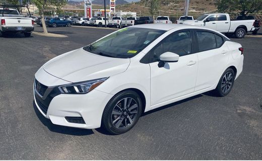 2022 Nissan Versa SV