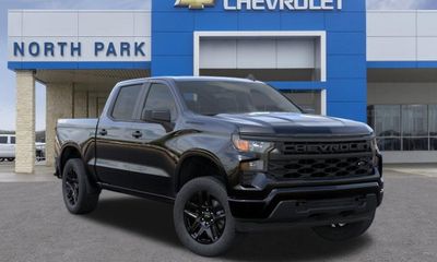 2026 Chevrolet Silverado Custom