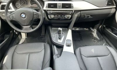 2018 BMW 320I xDrive