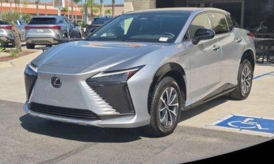 2024 Lexus RZ 300e