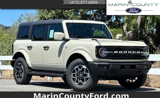 2026 Ford Bronco Outer Banks