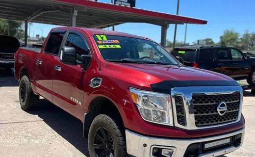 2017 Nissan Titan SV