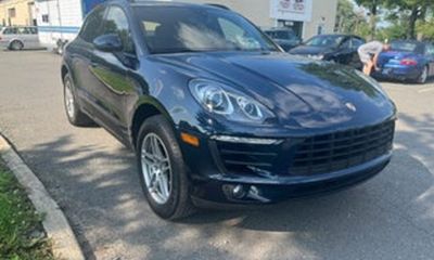 2017 Porsche Macan Base