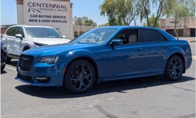 2023 Chrysler 300 300C