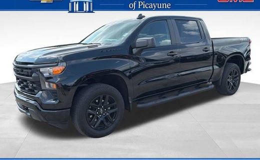 2025 Chevrolet Silverado Custom