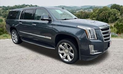 2020 Cadillac Escalade ESV Luxury