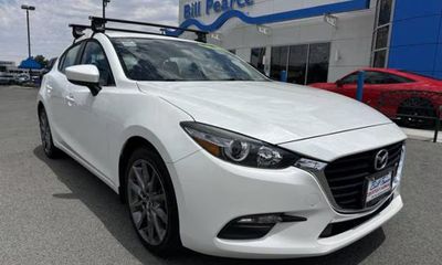 2018 Mazda MAZDA3 Touring