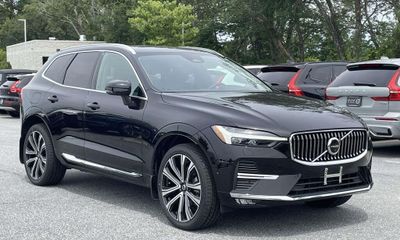 2023 Volvo XC60 Ultimate Bright