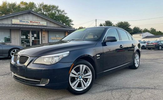 2010 BMW 528I