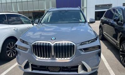 2023 BMW X7 XDRIVE40I