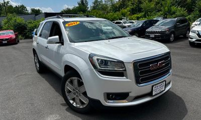 2017 GMC Acadia Limited SLT 2
