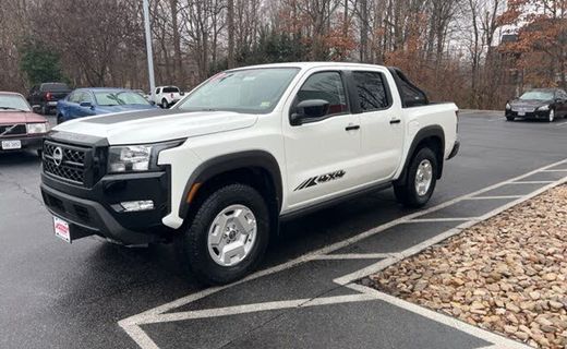 2024 Nissan Frontier