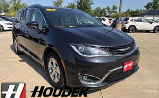 2019 Chrysler Pacifica Touring L