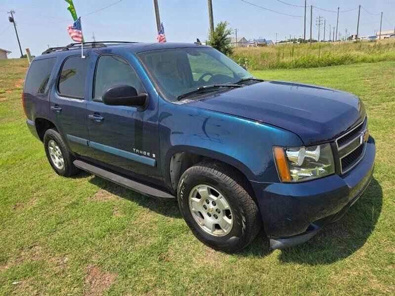 2007 Chevrolet Tahoe — a typically priced live listing