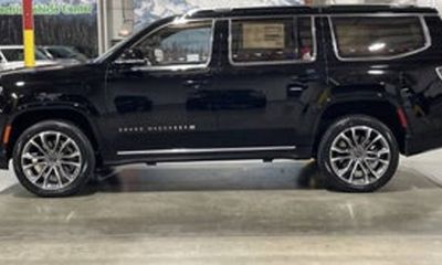2022 Jeep Grand Wagoneer Series III