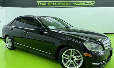 2013 Mercedes-Benz C-Class C300