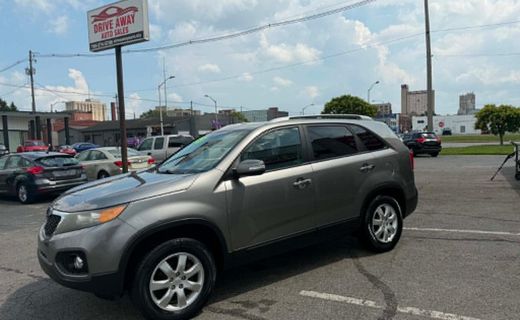 2011 Kia Sorento GL