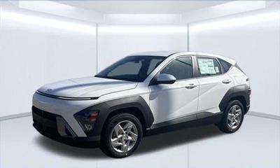 2027 Hyundai Kona SE