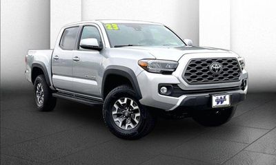 2023 Toyota Tacoma SR5