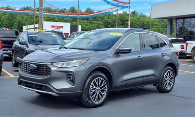 2023 Ford Escape Phev