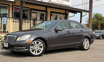 2013 Mercedes-Benz C-Class C300