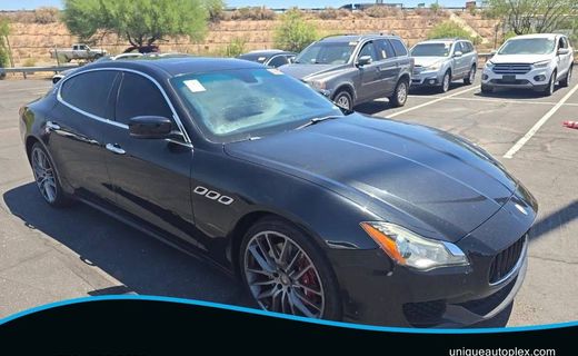 2014 Maserati Quattroporte Essence