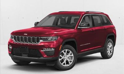 2025 Jeep Grand Cherokee Laredo Altitude