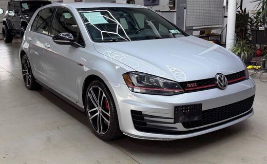 2017 Volkswagen Golf GTI