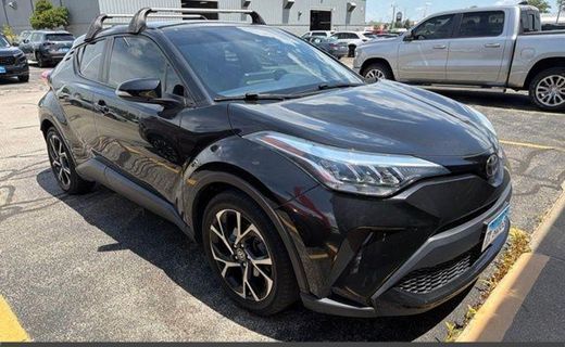 2022 Toyota C-HR XLE