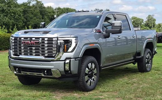 2026 GMC Sierra HD Denali