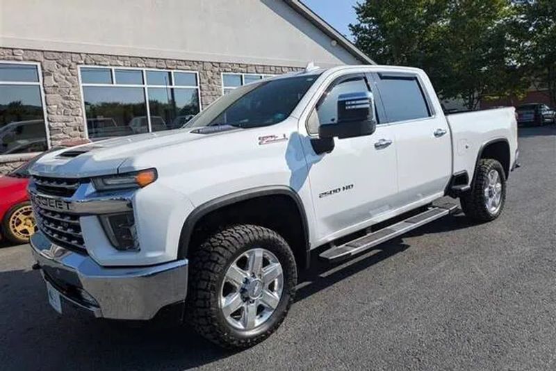 2020 Chevrolet Silverado 2500hd — a typically priced live listing