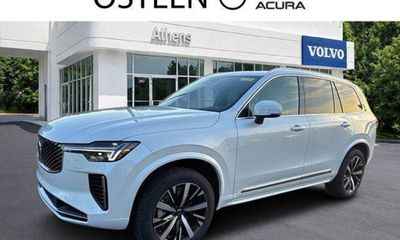 2026 Volvo XC90 Core