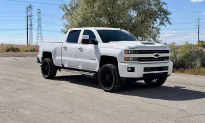 2018 Chevrolet Silverado LT