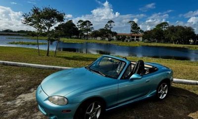 2002 Mazda MX-5