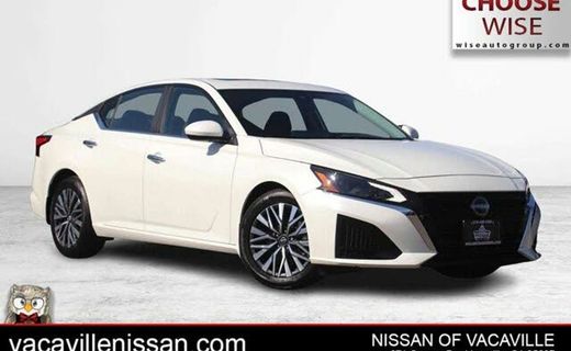 2023 Nissan Altima SV