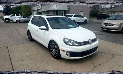 2014 Volkswagen GTI Drivers Edition 4DOOR