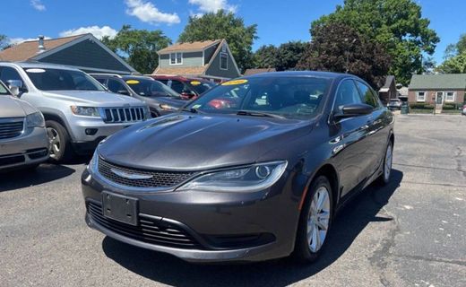 2016 Chrysler 200 LX
