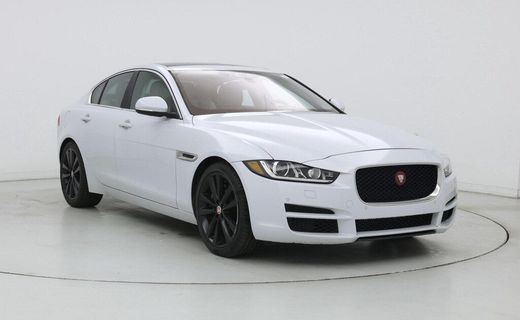 2017 Jaguar XE Prestige