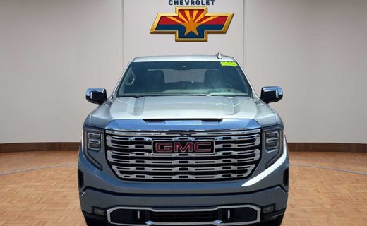 2025 GMC Sierra Denali