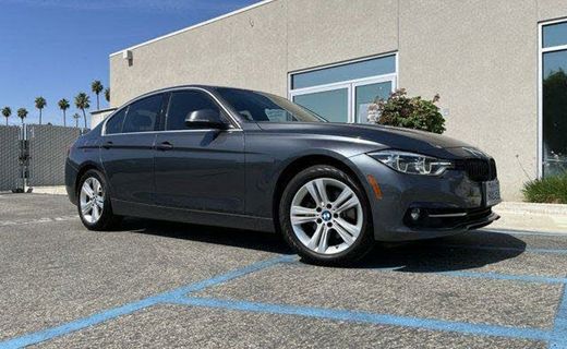 2018 BMW 330i SA