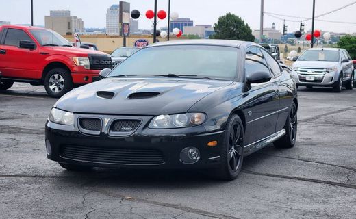 2004 Pontiac GTO Coupe