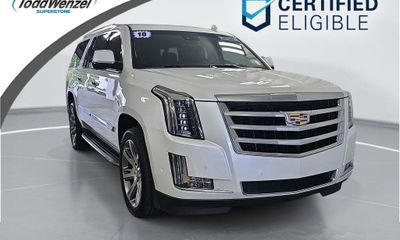 2018 Cadillac Escalade ESV Luxury