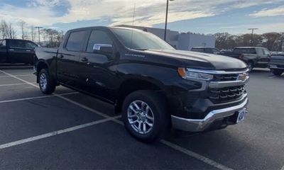 2024 Chevrolet Silverado