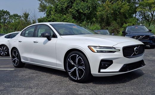 2023 Volvo S60 Plus Dark With