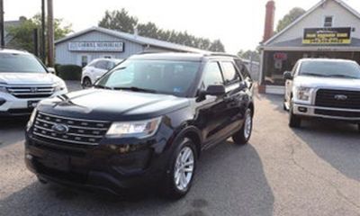 2017 Ford Explorer Base