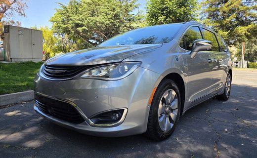 2018 Chrysler Pacifica Limited
