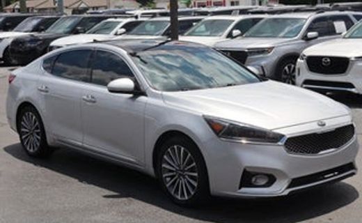 2017 Kia Cadenza